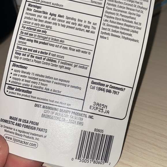 Lip Smackers chapstick spf 30 lot of 2 NEW sealed superfruit flavor fruit - Picture 2 of 3